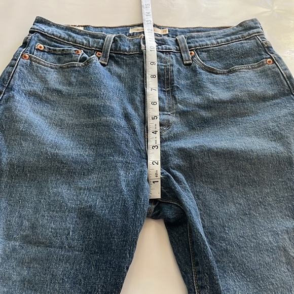 Levi’s Premium Wedgie Straight High Rise Size 29 - Picture 6 of 16